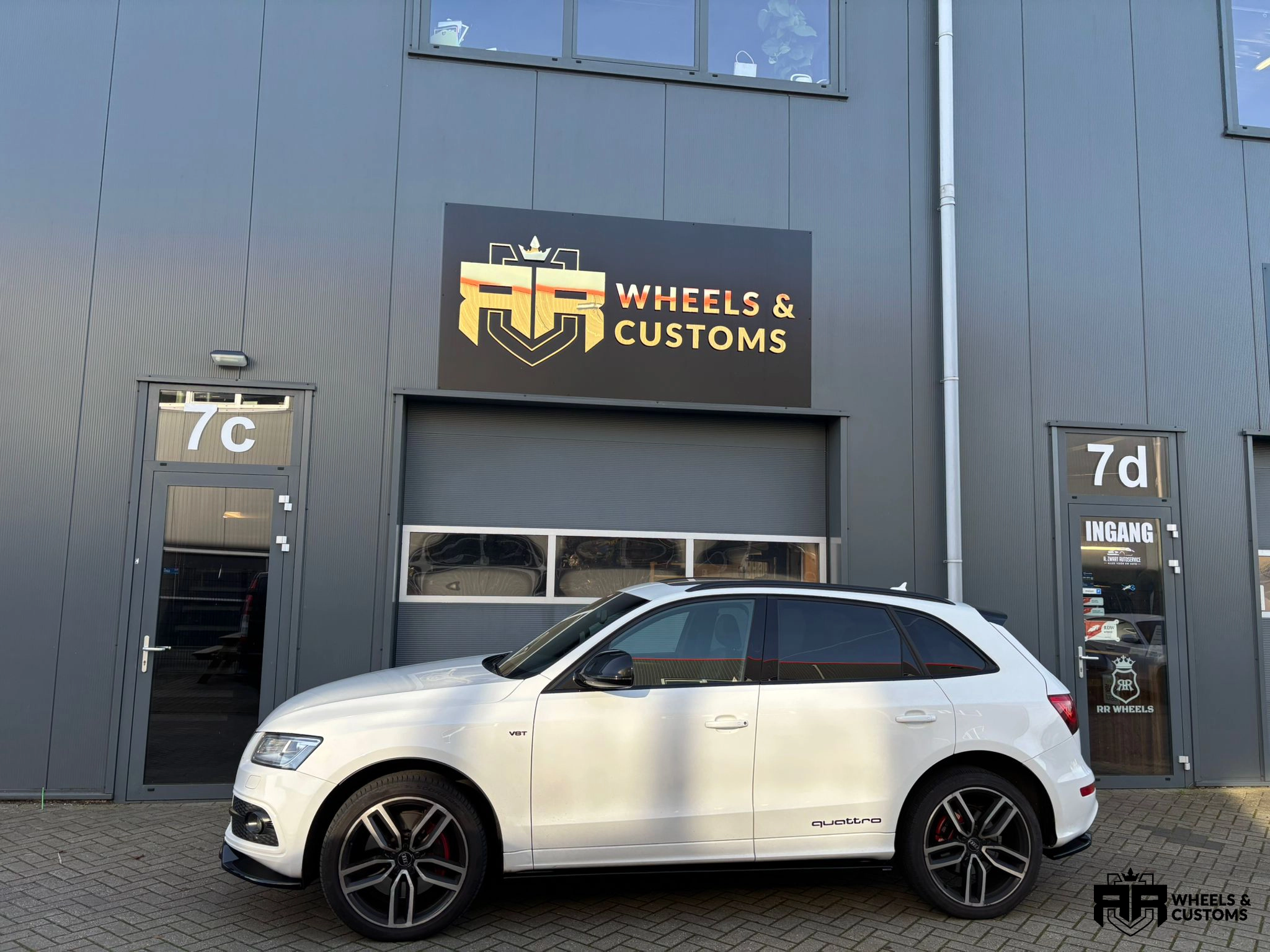 Audi SQ5 - Voorzien van Maxton Design onderdelen