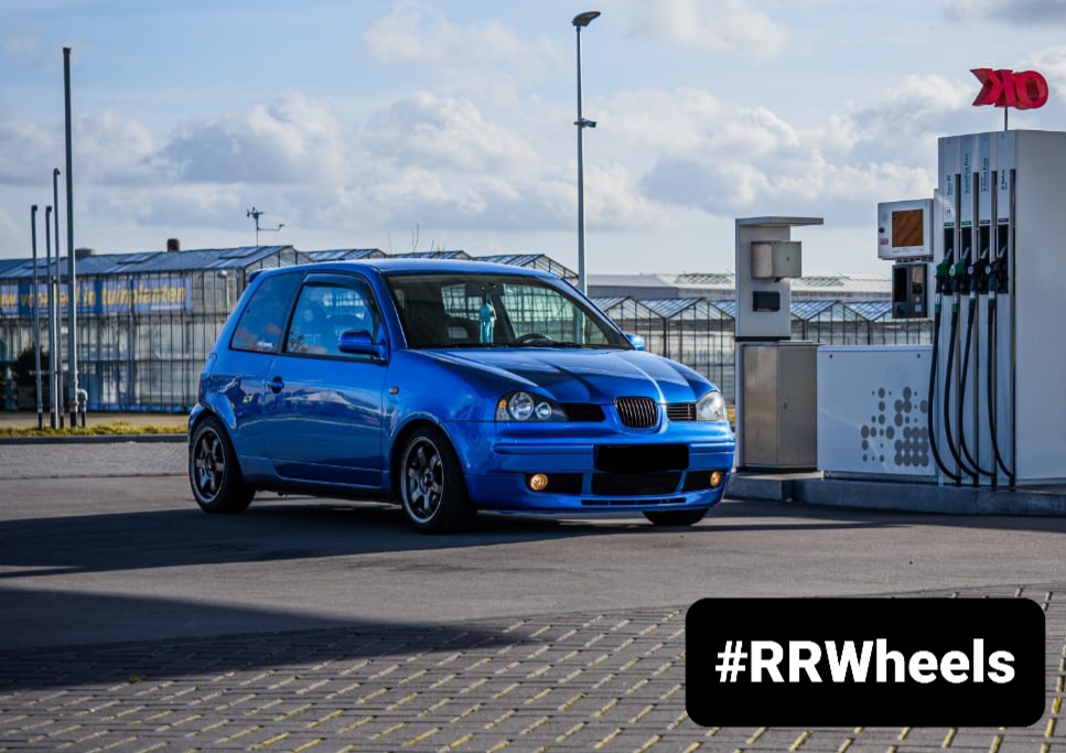 Seat Arosa uitgerust met 15 inch Japan Racing JR3 15 inch 4x100 7J ET35 Gun Metal - Geweldig resultaat!