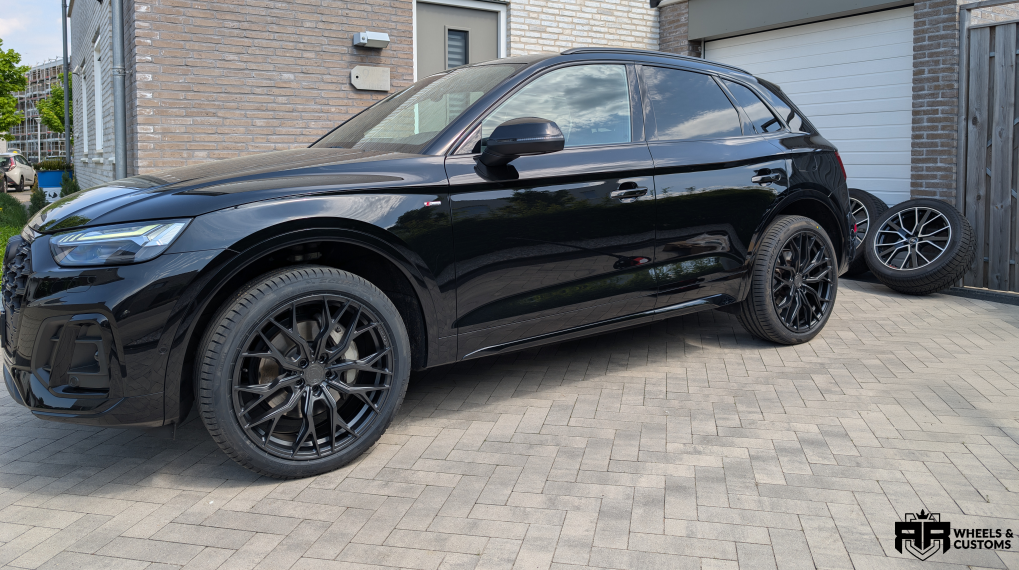 Audi Q5 2022 voorzien van Concaver CVR1 21 inch ET35 9J + 4x Pirelli 255/40/21