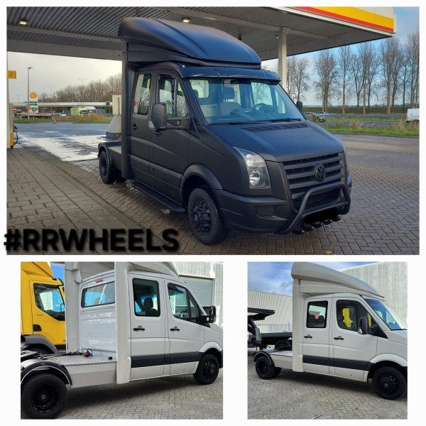 Deze Volkswagen Crafter hebben wij voorzien van een bijzondere fitment. De Black Rhino Destroyer in 16 inch 6x205 ET110 op de vooras en de achteras met 16 inch 6J ET-130. Perfecte fitment voor deze Cr