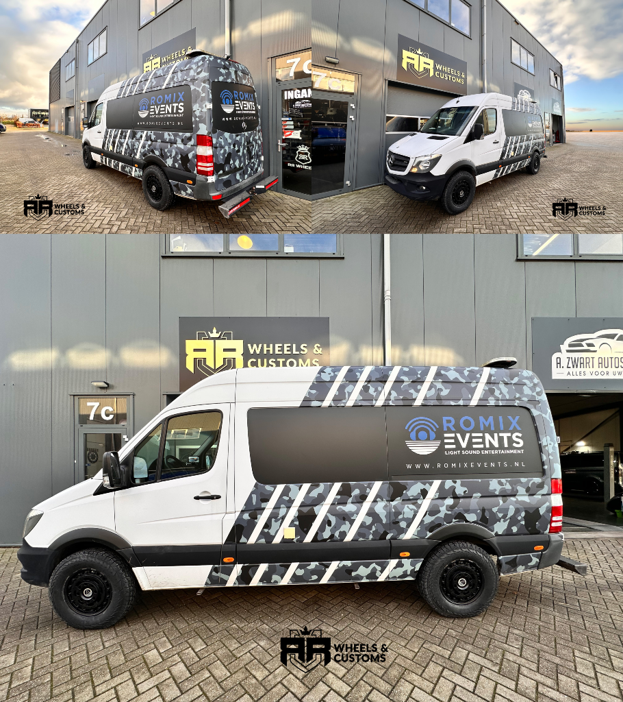We hebben deze Mercedes Sprinter voorzien van nieuwe wielen WOLFRACE SLOTMAG 17 inch 6x130 8.5J ET 35 Matt Black Met nieuwe banden Kumho Road Venture AT52 in 265/70/17